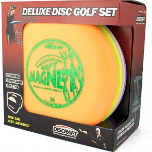 Discraft Deluxe Disc Golf Set (4 Disc and Bag)Models and plastic blends may vary